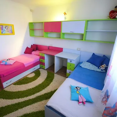 Nova Vas 14167a Poreč